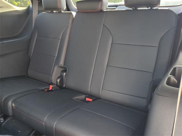 used 2024 Chevrolet Traverse car, priced at $47,999
