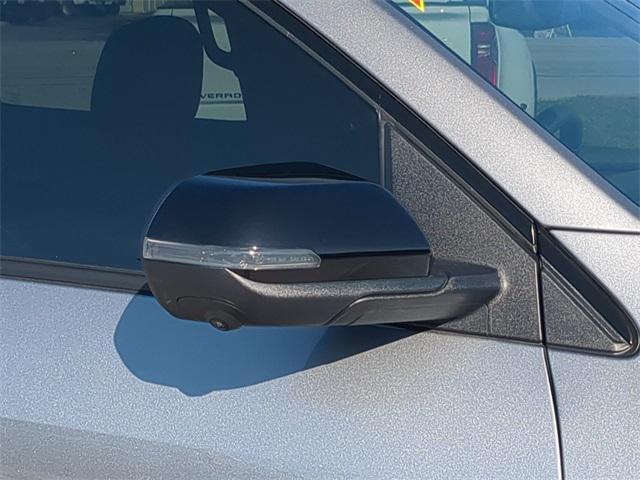 used 2024 Chevrolet Traverse car, priced at $47,999