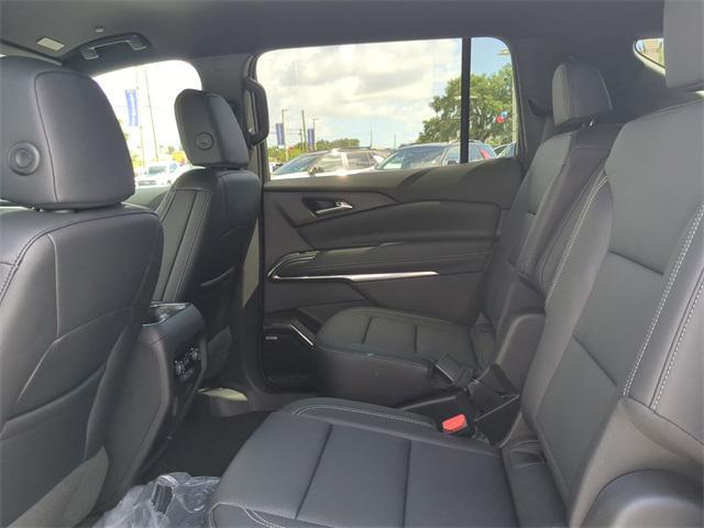 new 2025 Chevrolet Traverse car, priced at $45,499