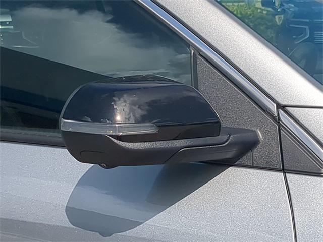 new 2025 Chevrolet Traverse car, priced at $45,499