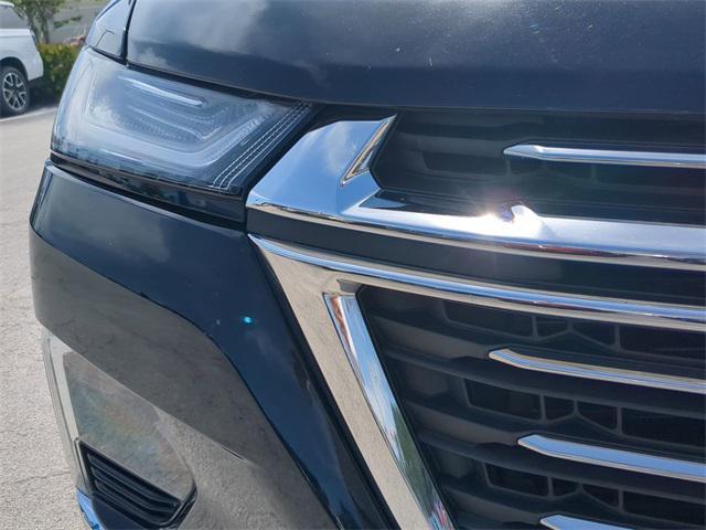 used 2023 Chevrolet Traverse car, priced at $28,999