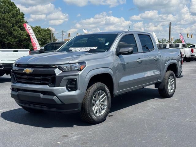 new 2025 Chevrolet Colorado car, priced at $33,495