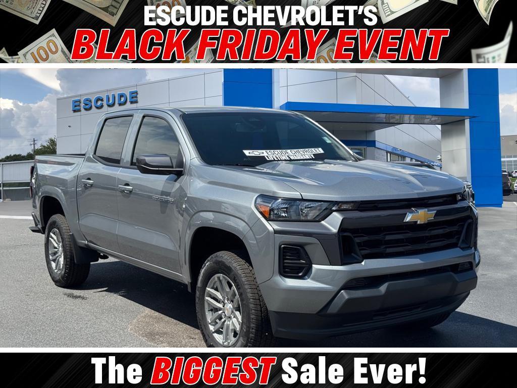 new 2025 Chevrolet Colorado car, priced at $30,495