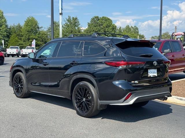 used 2023 Toyota Highlander car, priced at $45,862