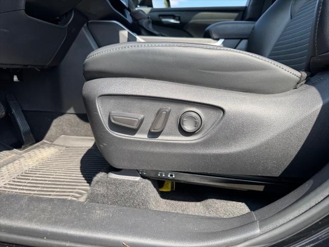 used 2023 Toyota Highlander car, priced at $45,862