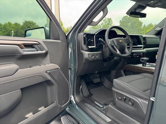 new 2025 Chevrolet Silverado 1500 car, priced at $51,400