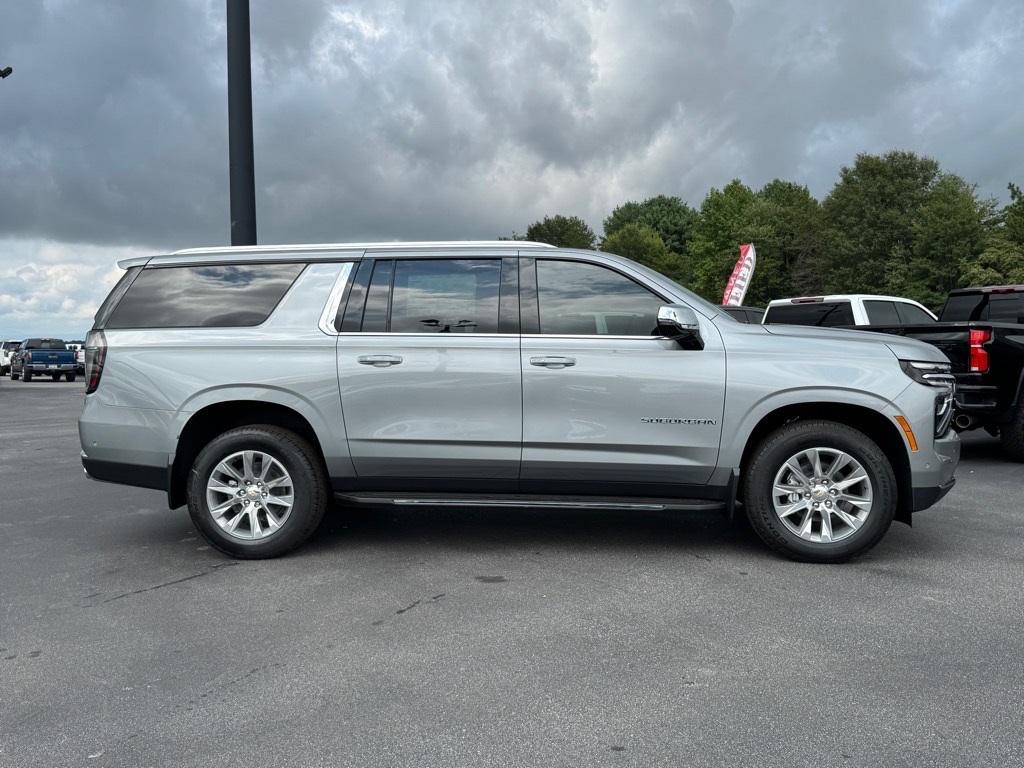 new 2025 Chevrolet Suburban car, priced at $73,540