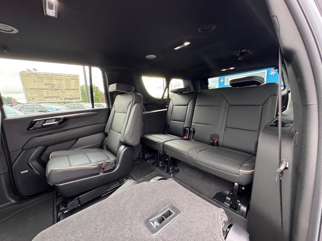 new 2025 Chevrolet Suburban car, priced at $73,540
