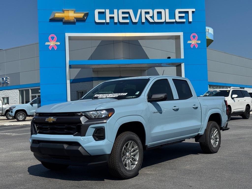 new 2025 Chevrolet Colorado car, priced at $33,365