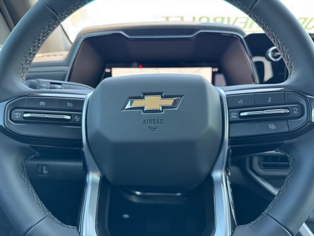 new 2025 Chevrolet Colorado car, priced at $33,365