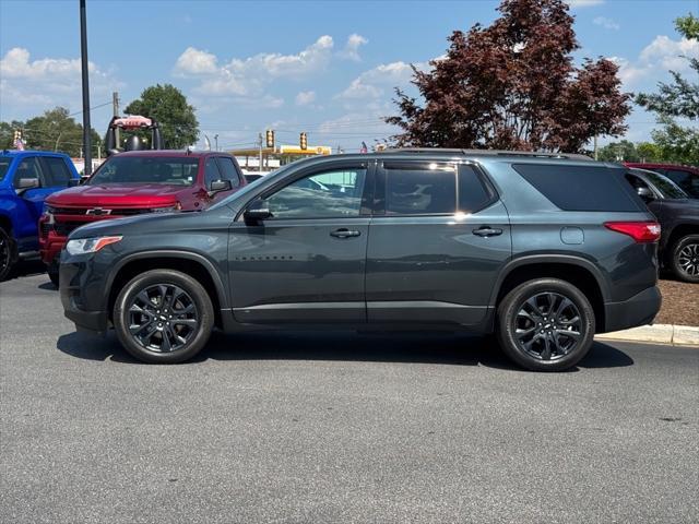 used 2021 Chevrolet Traverse car, priced at $33,862