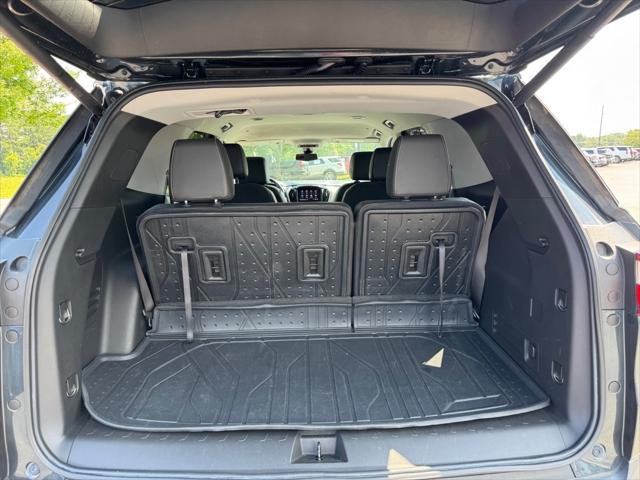 used 2021 Chevrolet Traverse car, priced at $33,862