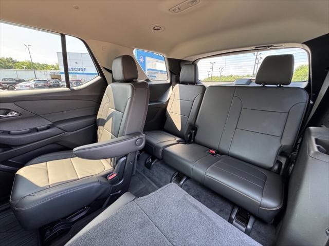 used 2021 Chevrolet Traverse car, priced at $33,862