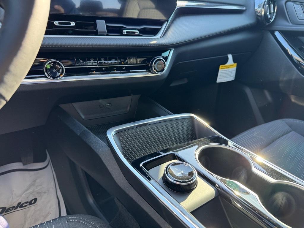 new 2026 Chevrolet Equinox car, priced at $26,590