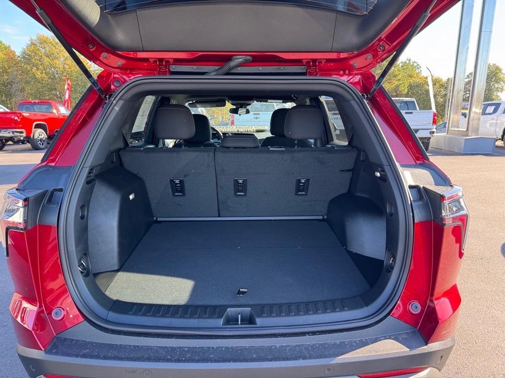 new 2026 Chevrolet Equinox car, priced at $26,590