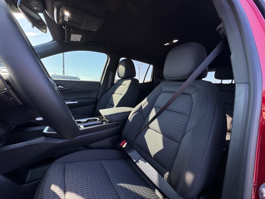 new 2026 Chevrolet Equinox car, priced at $26,590