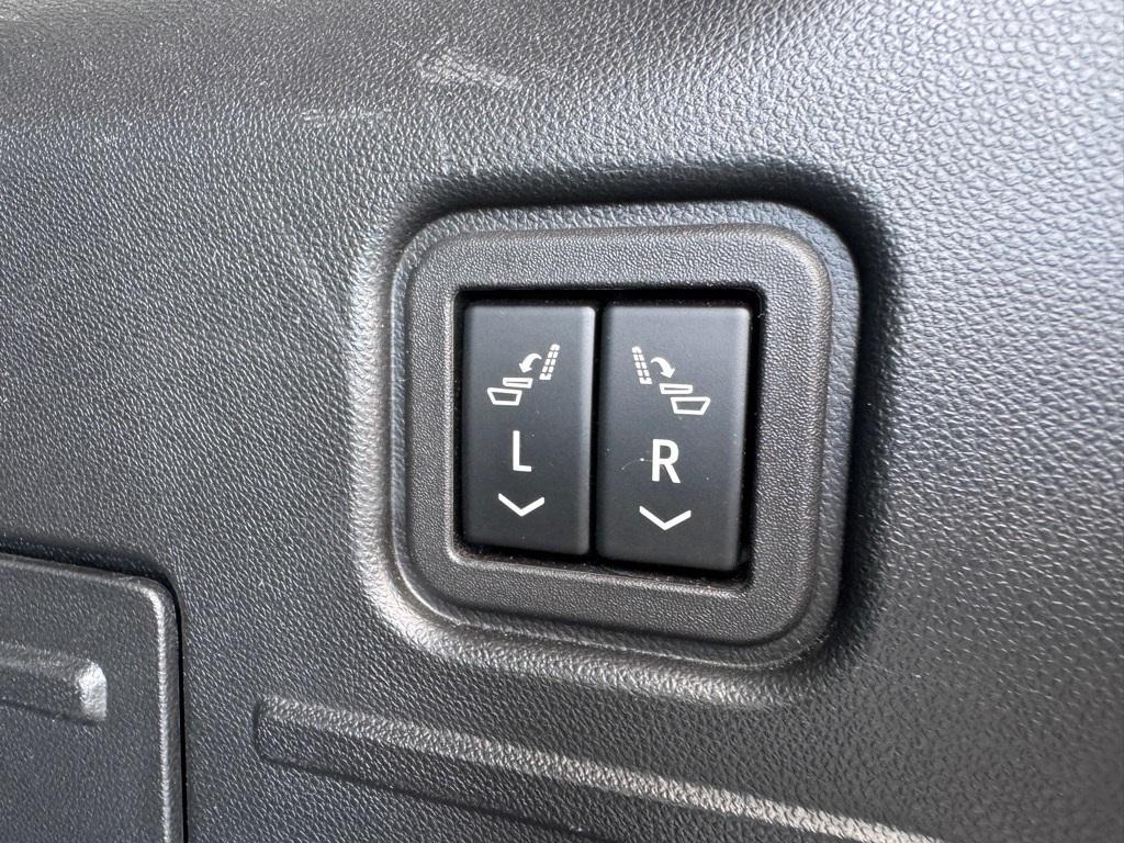 used 2024 GMC HUMMER EV SUV car, priced at $71,862