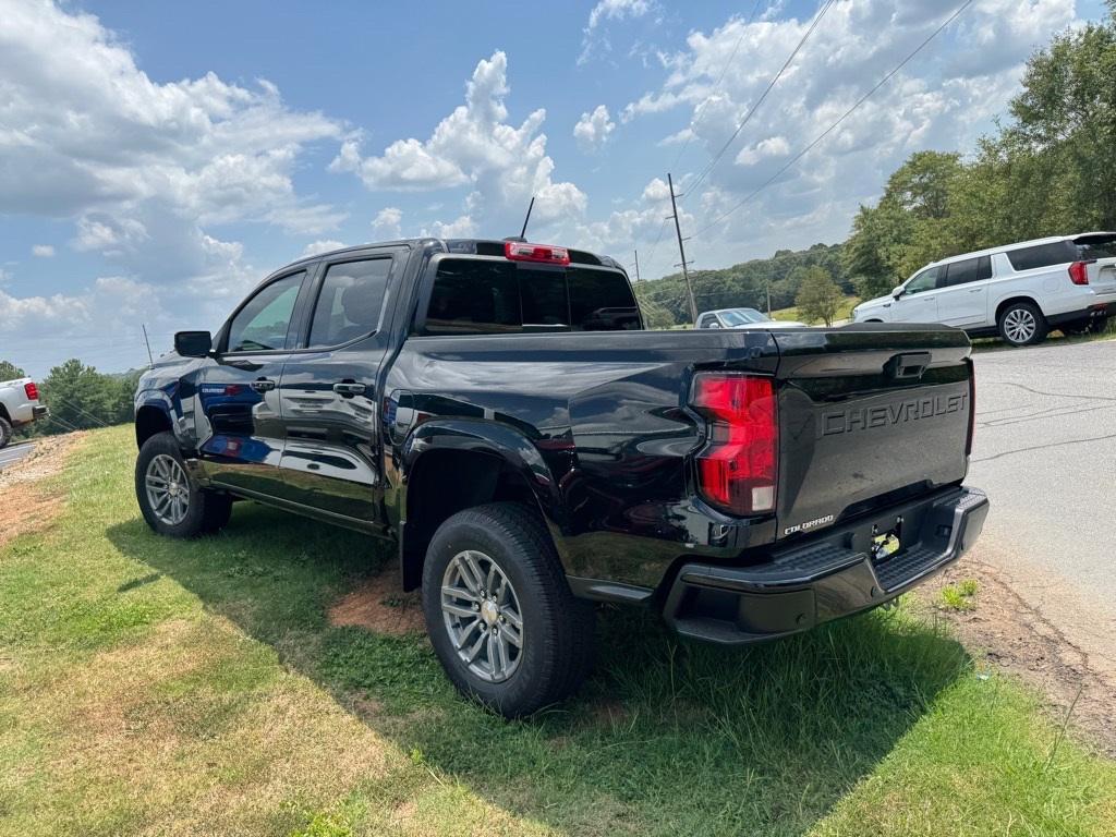 new 2025 Chevrolet Colorado car, priced at $32,495