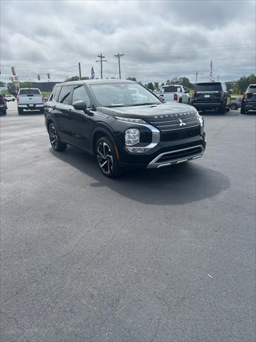used 2022 Mitsubishi Outlander car, priced at $25,862