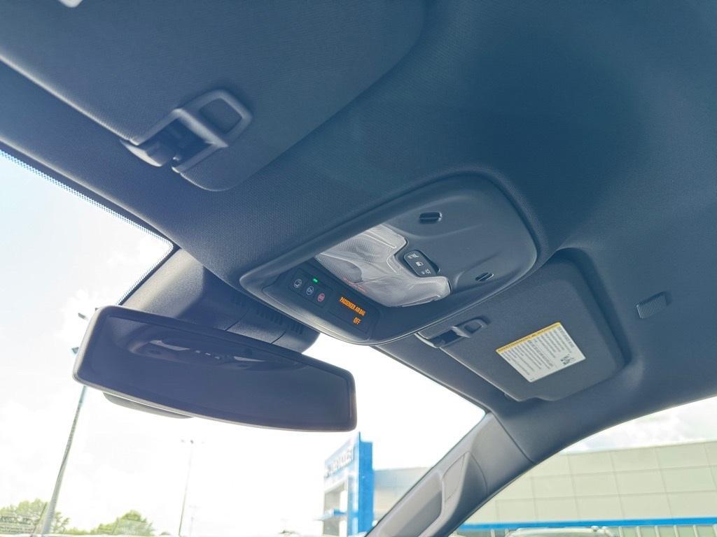 new 2025 Chevrolet Colorado car, priced at $32,495