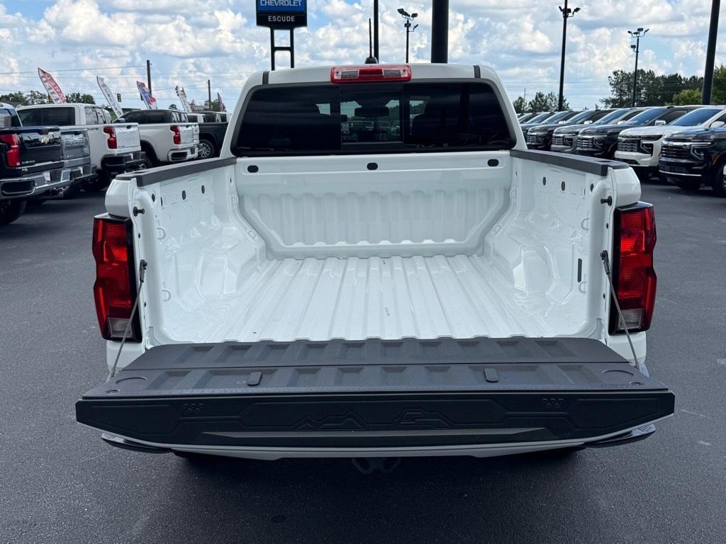 new 2025 Chevrolet Colorado car, priced at $32,495