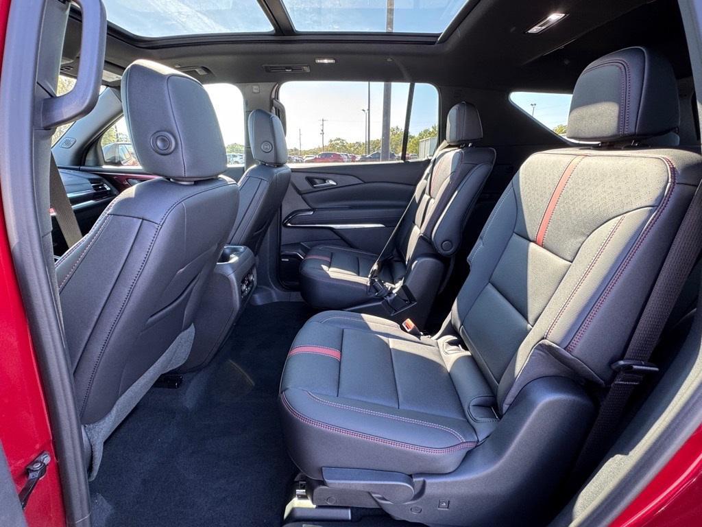 new 2026 Chevrolet Traverse car, priced at $57,997