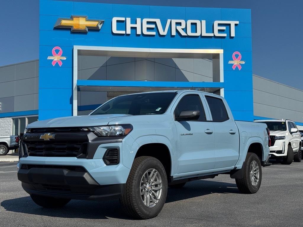 new 2025 Chevrolet Colorado car, priced at $33,365