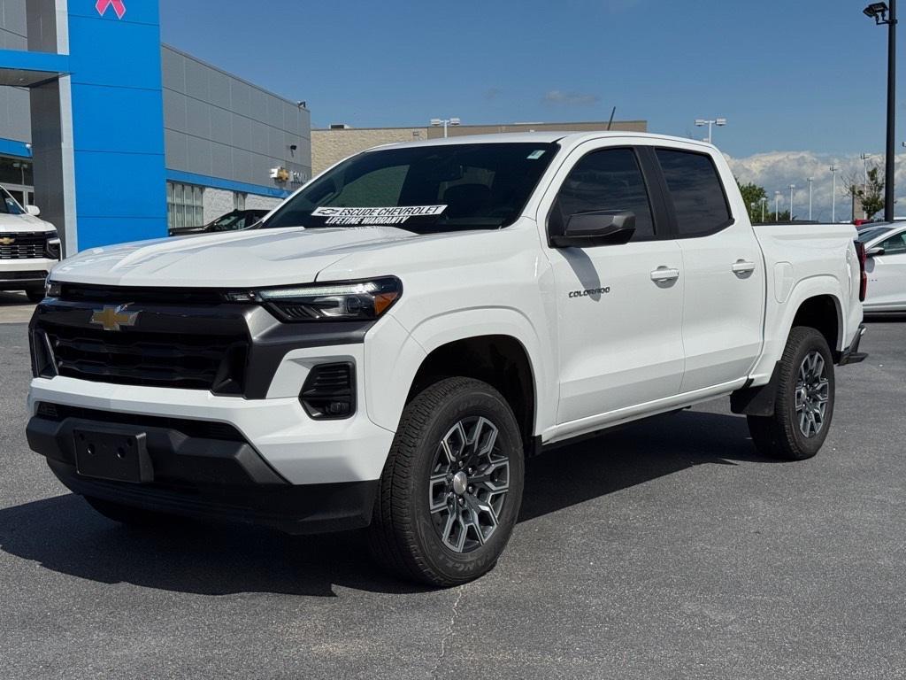 new 2024 Chevrolet Colorado car, priced at $34,290