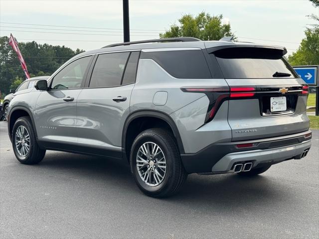 new 2025 Chevrolet Traverse car, priced at $42,743