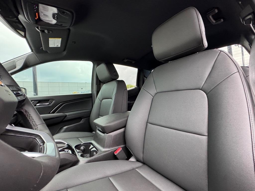 new 2025 Chevrolet Colorado car, priced at $36,460