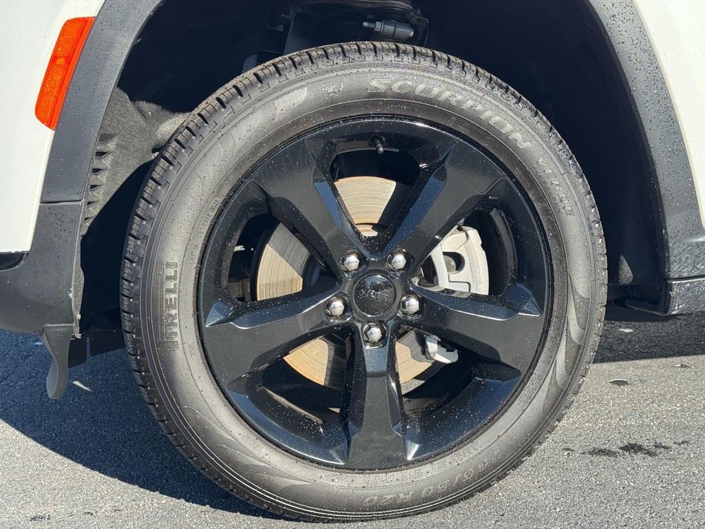 used 2025 Jeep Grand Cherokee L car, priced at $42,754