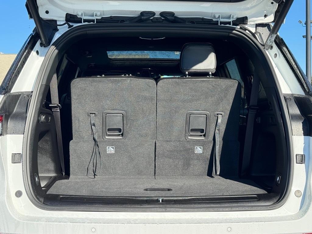 used 2025 Jeep Grand Cherokee L car, priced at $42,754