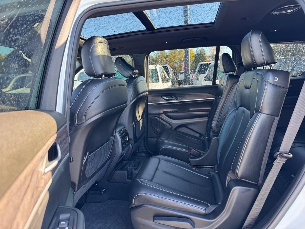 used 2025 Jeep Grand Cherokee L car, priced at $42,754