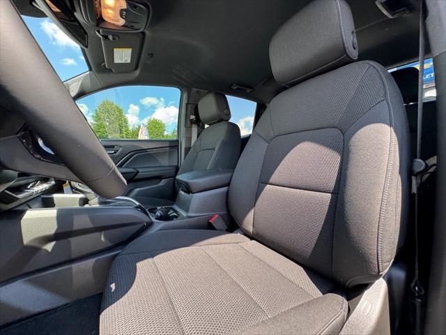new 2025 Chevrolet Colorado car, priced at $33,495