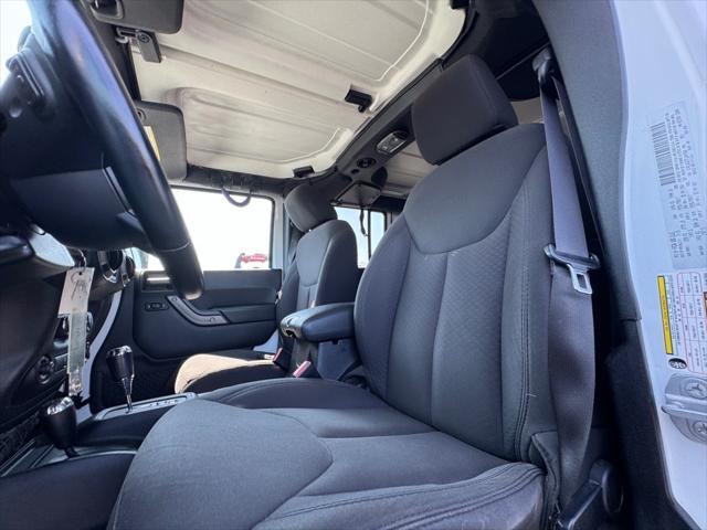 used 2015 Jeep Wrangler Unlimited car, priced at $18,362