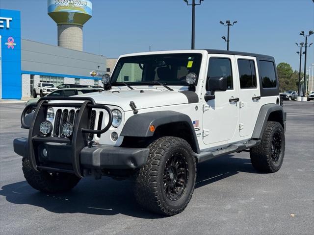 used 2015 Jeep Wrangler Unlimited car, priced at $18,362