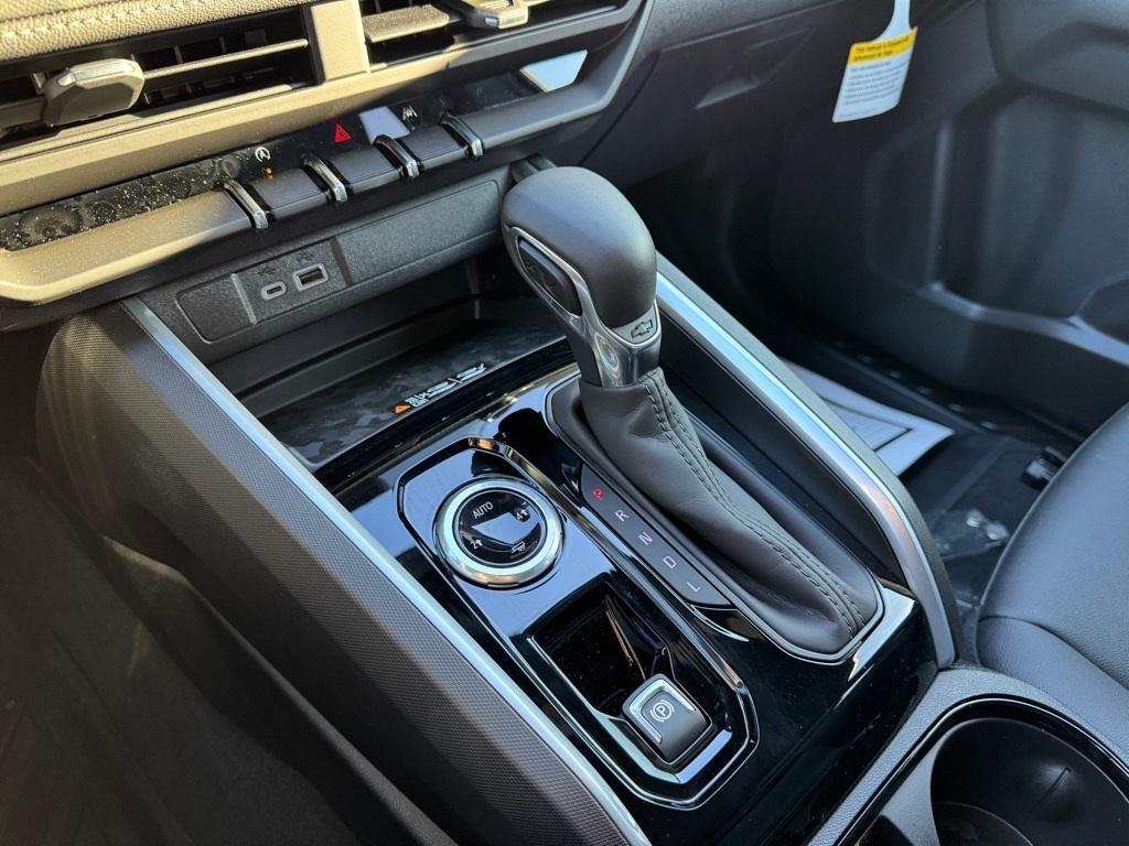 new 2025 Chevrolet Colorado car, priced at $37,605