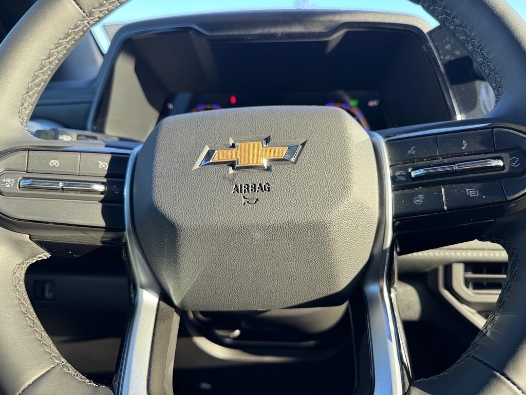 new 2025 Chevrolet Colorado car, priced at $37,605