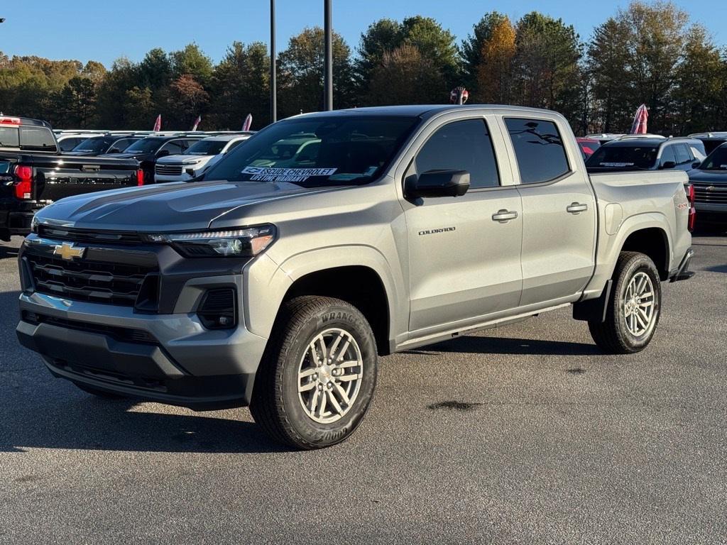 new 2025 Chevrolet Colorado car, priced at $37,605