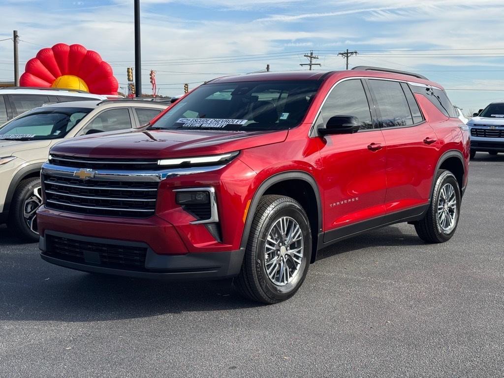 new 2026 Chevrolet Traverse car, priced at $41,235