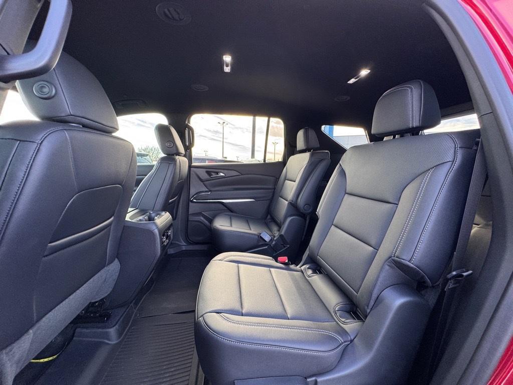 new 2026 Chevrolet Traverse car, priced at $41,235