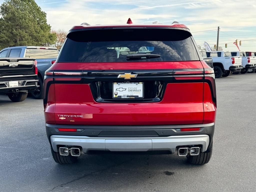 new 2026 Chevrolet Traverse car, priced at $41,235