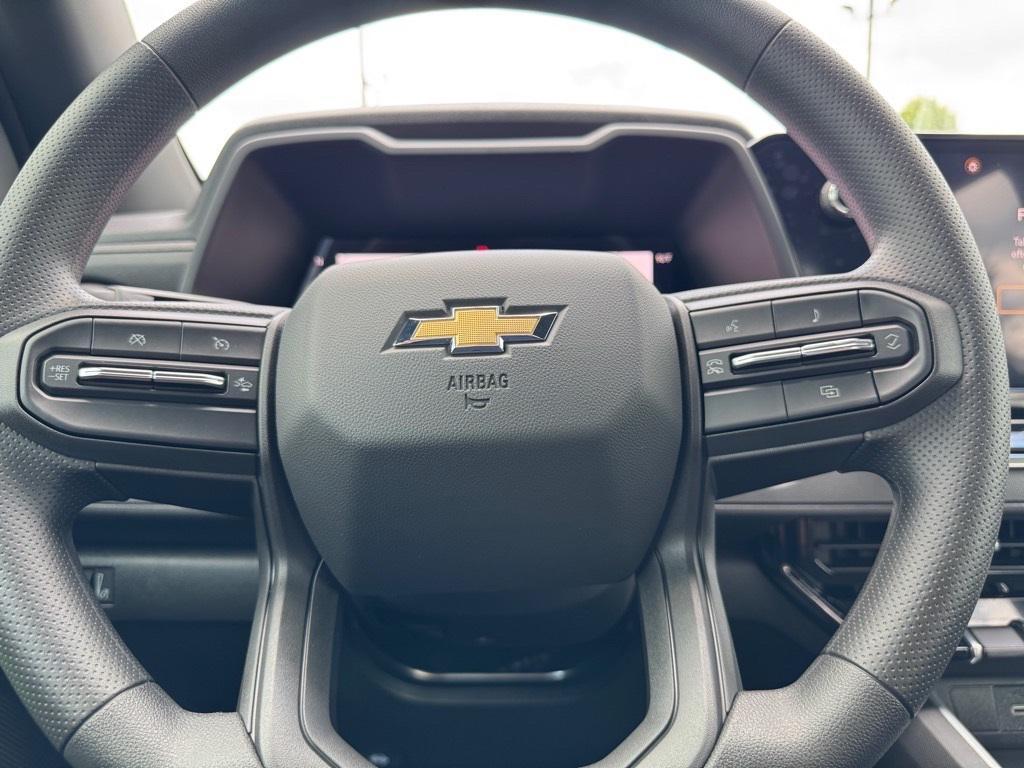 new 2026 Chevrolet Colorado car, priced at $30,640