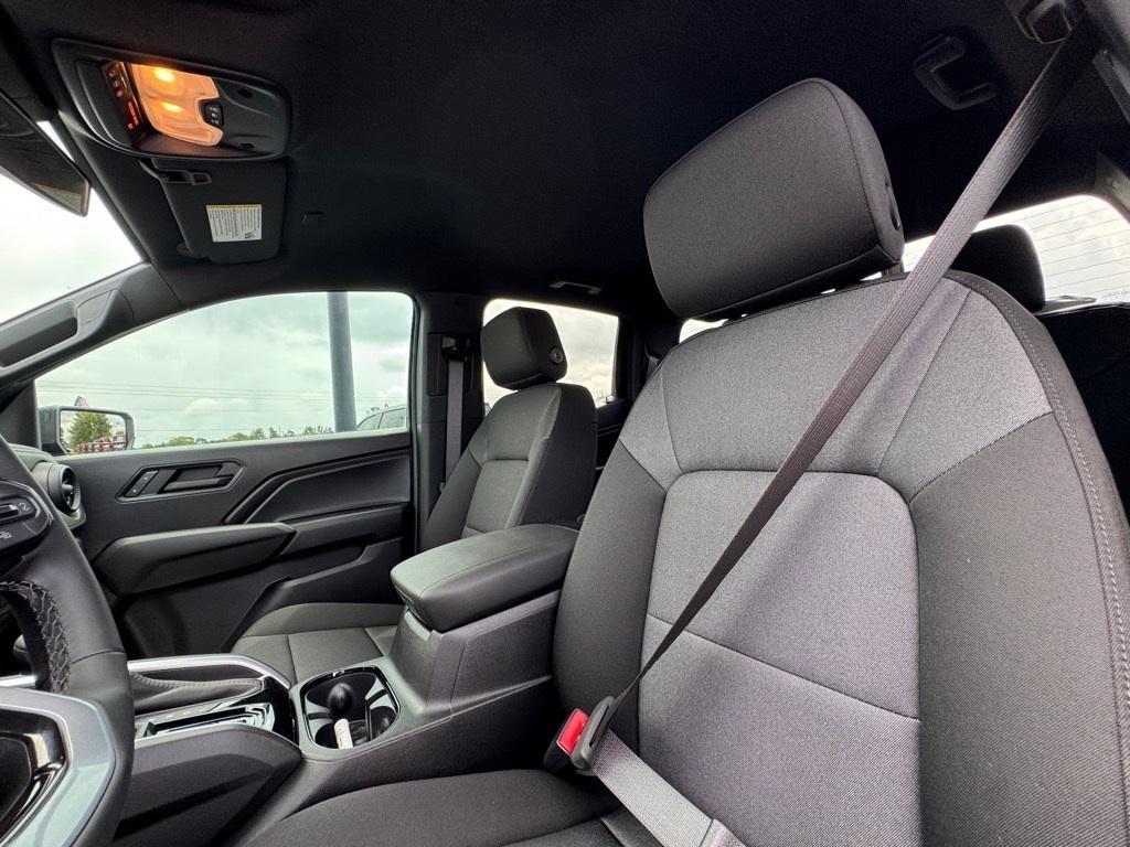 new 2026 Chevrolet Colorado car, priced at $30,040