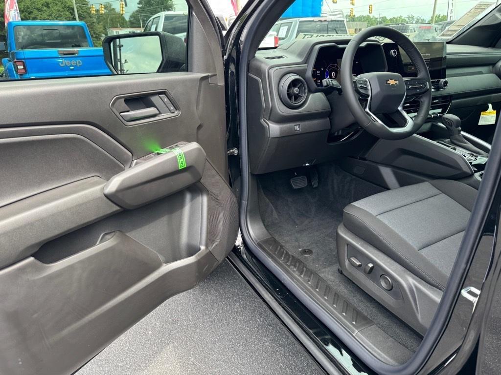 new 2026 Chevrolet Colorado car, priced at $30,040