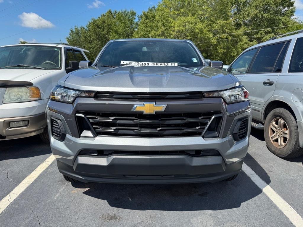 new 2026 Chevrolet Colorado car, priced at $33,095
