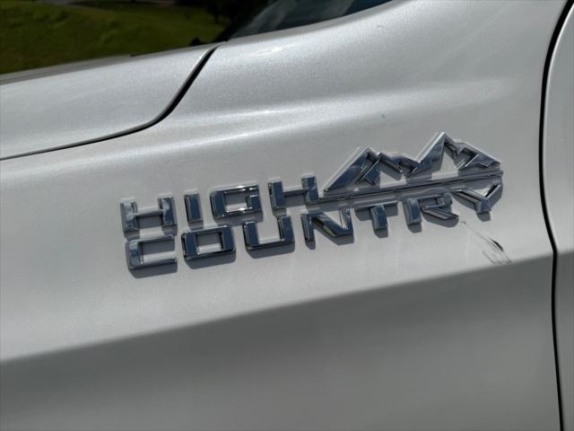 new 2025 Chevrolet Suburban car, priced at $86,392