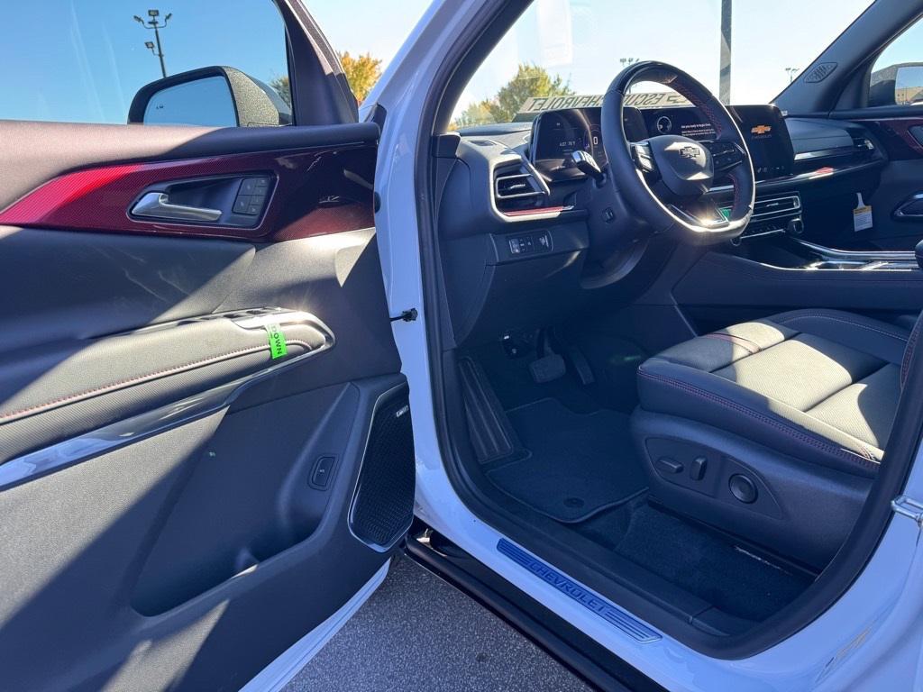 new 2026 Chevrolet Traverse car, priced at $57,988