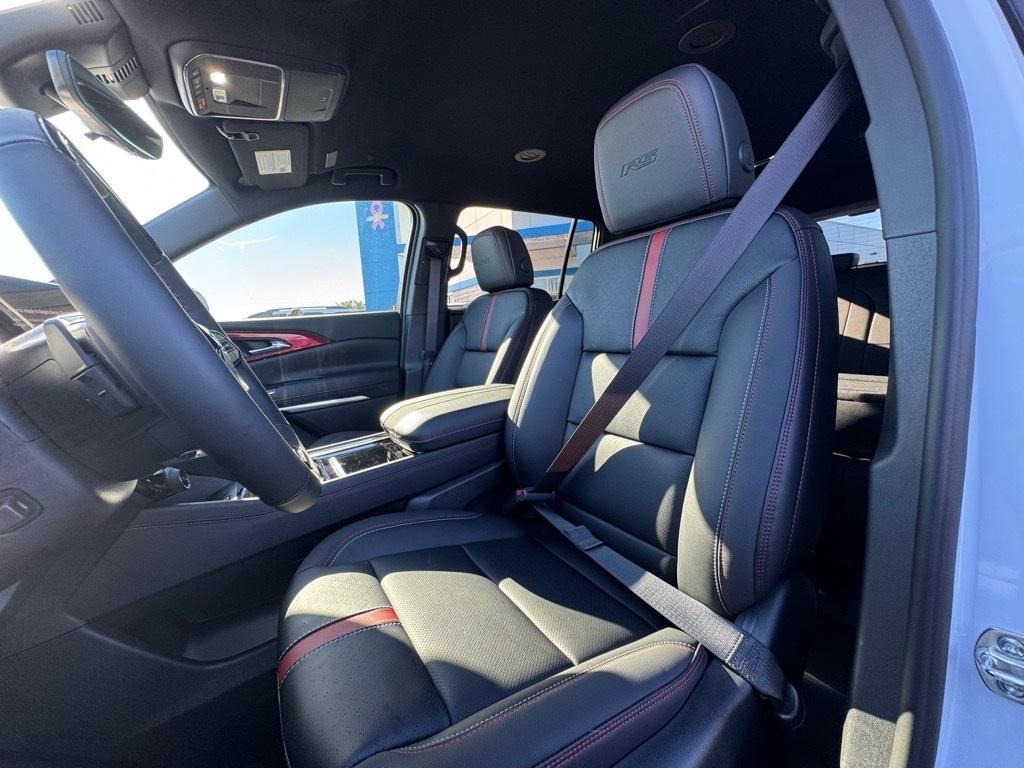 new 2026 Chevrolet Traverse car, priced at $57,988