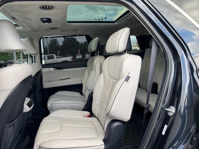 used 2023 Hyundai Palisade car, priced at $45,862